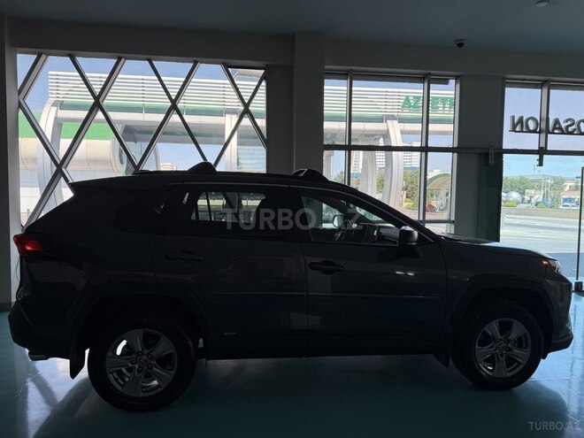 Toyota RAV4 2025, 3,900 km - 2.5 l - Bakı