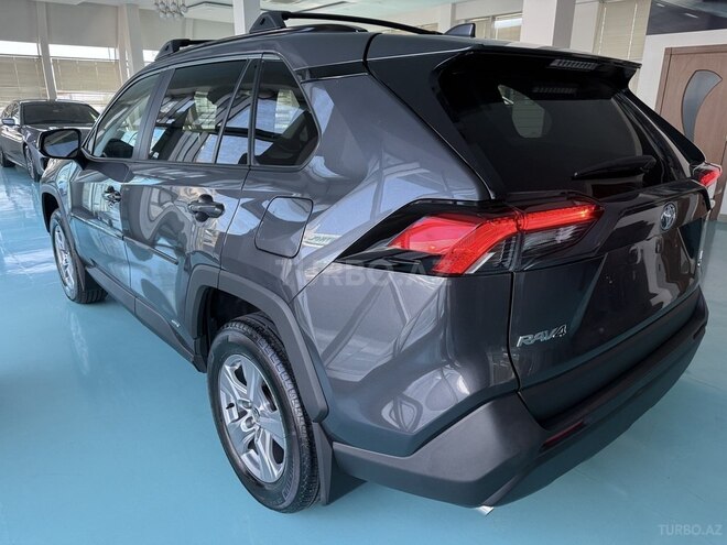Toyota RAV4 2025, 3,900 km - 2.5 l - Bakı