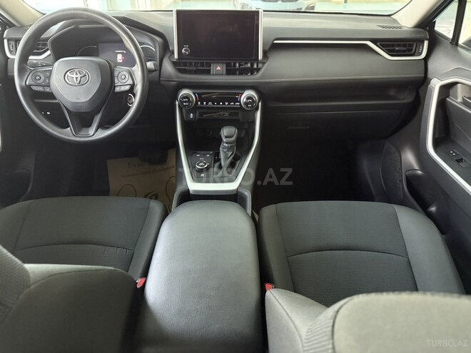 Toyota RAV4 2025, 3,900 km - 2.5 l - Bakı