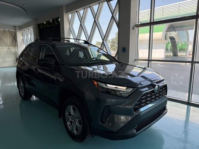Toyota RAV4 2025, 3,900 km - 2.5 l - Bakı