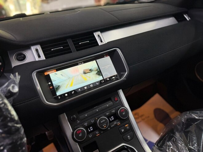 Land Rover RR Evoque 2017, 75,400 km - 2.0 л - Sumqayıt