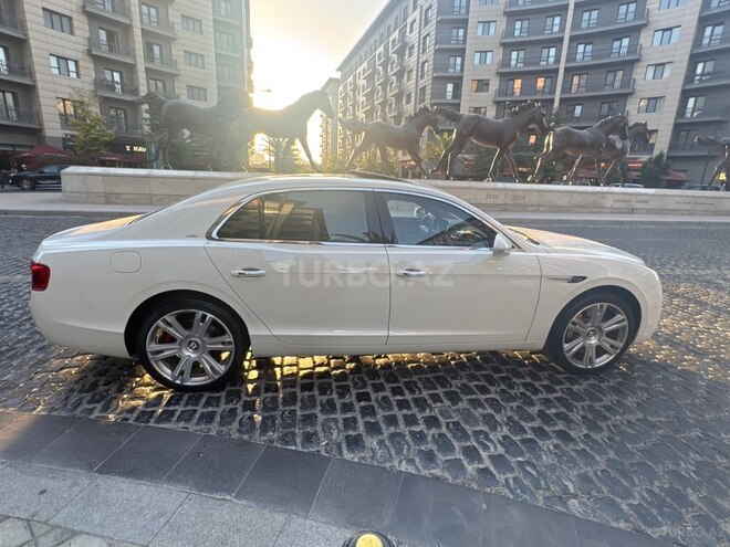 Bentley Flying Spur 2018, 8,971 km - 6.0 л - Bakı