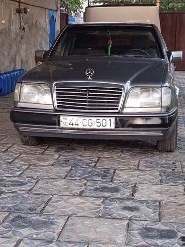 Mercedes  1988, 700,000 km - 2.0 л - Masallı