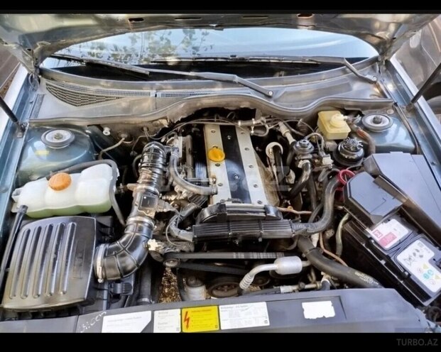 Opel Omega 1998, 381,000 km - 2.0 л - Şirvan
