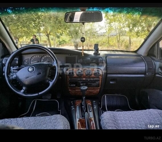 Opel Omega 1998, 381,000 km - 2.0 л - Şirvan