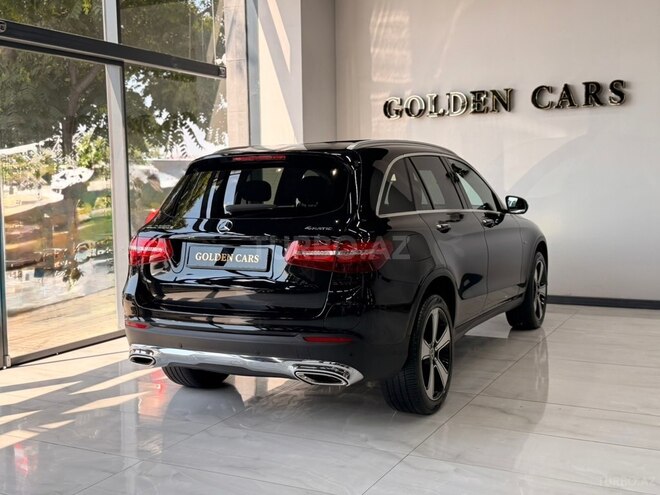 Mercedes  2019, 152,000 km - 2.0 л - Bakı