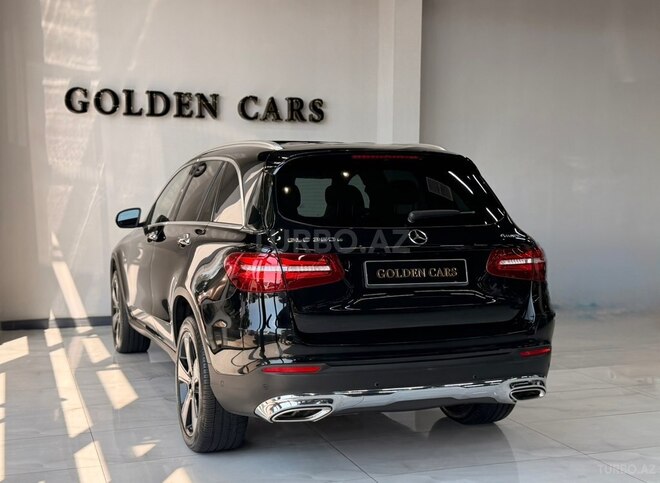 Mercedes  2019, 152,000 km - 2.0 л - Bakı