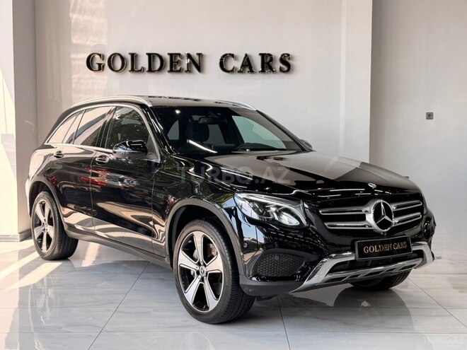 Mercedes  2019, 152,000 km - 2.0 л - Bakı