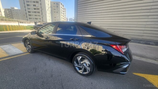 Hyundai Elantra 2024, 21,500 km - 1.6 л - Bakı