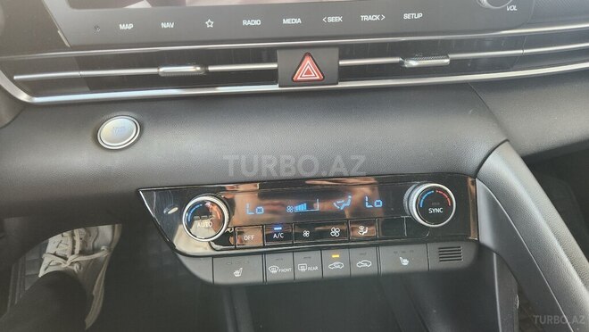 Hyundai Elantra 2024, 21,500 km - 1.6 л - Bakı
