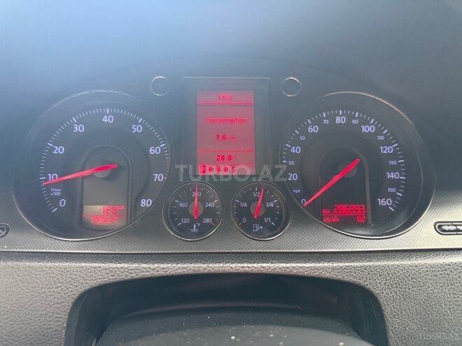 Volkswagen Passat 2005, 287,000 km - 2.0 l - Bakı