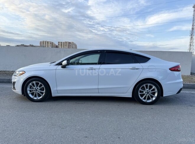 Ford Fusion (North America) 2019, 290,000 km - 1.5 л - Bakı