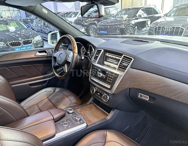 Mercedes GL 500 4MATIC 2013, 134,200 km - 4.7 l - Bakı