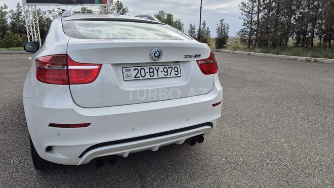 BMW X6 M 2010, 240,000 km - 4.4 l - Gəncə