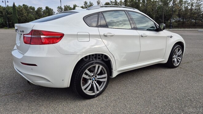 BMW X6 M 2010, 240,000 km - 4.4 l - Gəncə