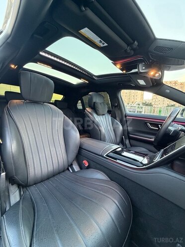Mercedes S 500 4MATIC 2023, 27,000 km - 3.0 l - Bakı