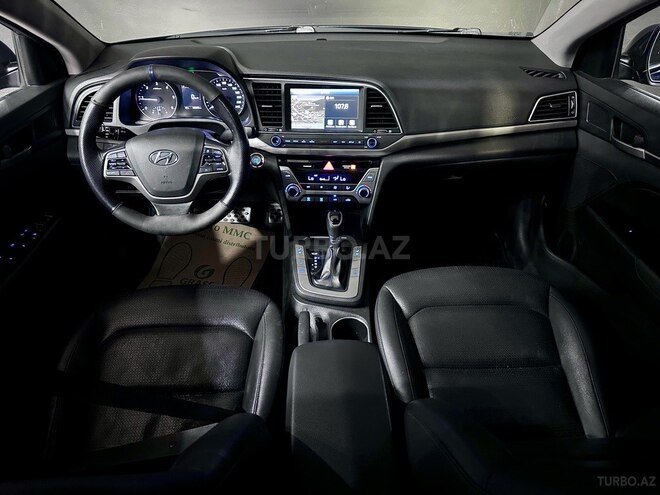 Hyundai Avante 2017, 185,000 km - 1.6 l - Bakı