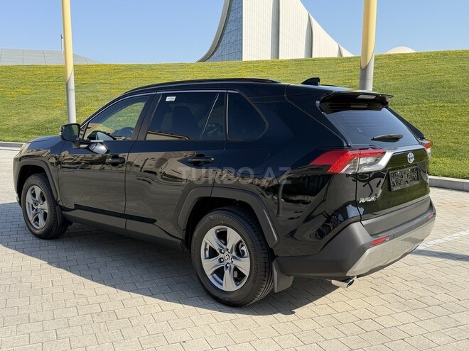 Toyota RAV4 2025, 4,300 km - 2.5 l - Bakı