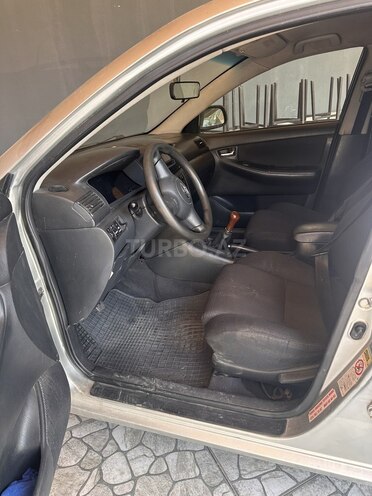 Toyota Corolla 2006, 300,000 km - 1.4 л - Bakı