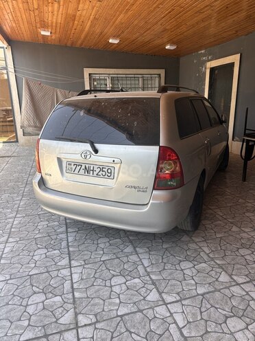 Toyota Corolla 2006, 300,000 km - 1.4 л - Bakı