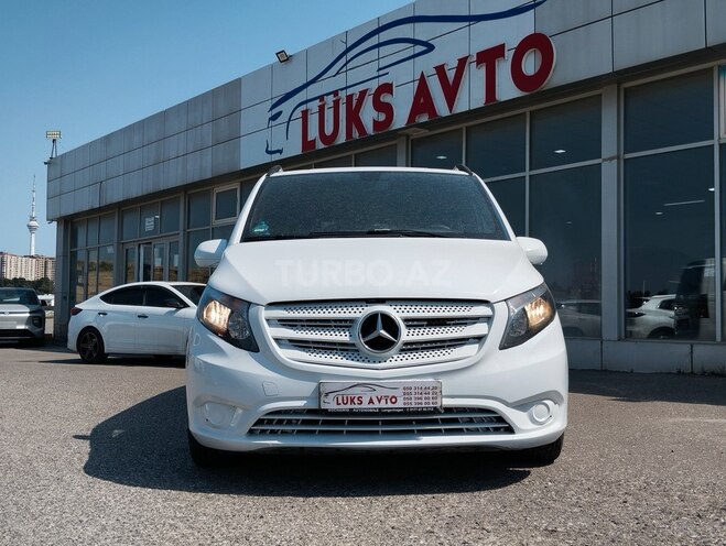 Mercedes  2018, 390,500 km - 2.1 l - Bakı