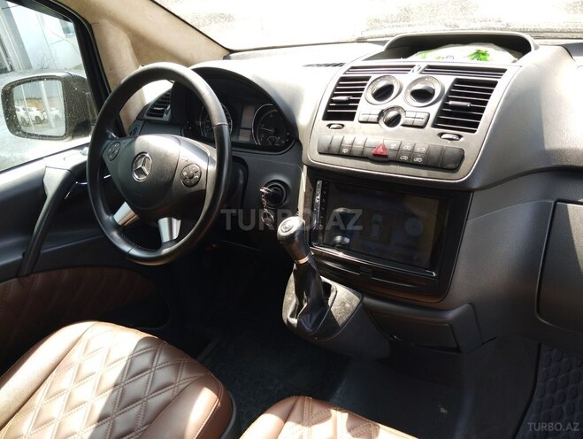 Mercedes  2013, 284,600 km - 2.1 l - Bakı