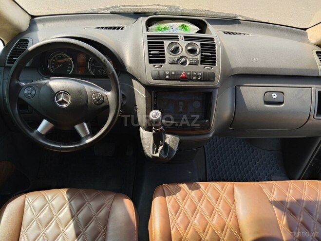 Mercedes  2013, 284,600 km - 2.1 l - Bakı