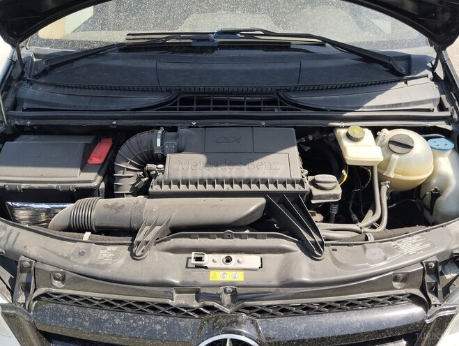 Mercedes  2013, 284,600 km - 2.1 l - Bakı