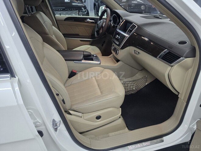 Mercedes GL 350 4MATIC 2014, 360,000 km - 3.0 л - Bakı