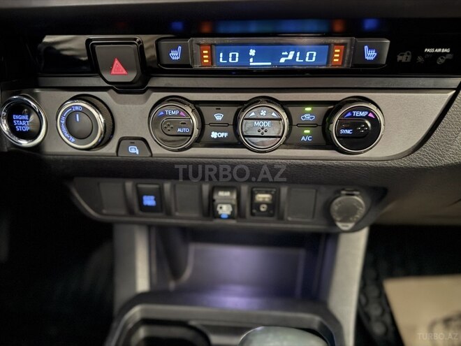 Toyota Tacoma 2018, 70,000 km - 3.5 л - Bakı