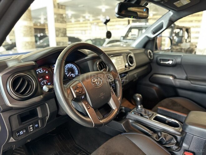 Toyota Tacoma 2018, 70,000 km - 3.5 л - Bakı