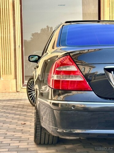 Mercedes E 320 2002, 289,000 km - 3.2 л - Bakı