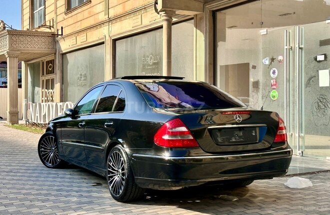 Mercedes E 320 2002, 289,000 km - 3.2 л - Bakı