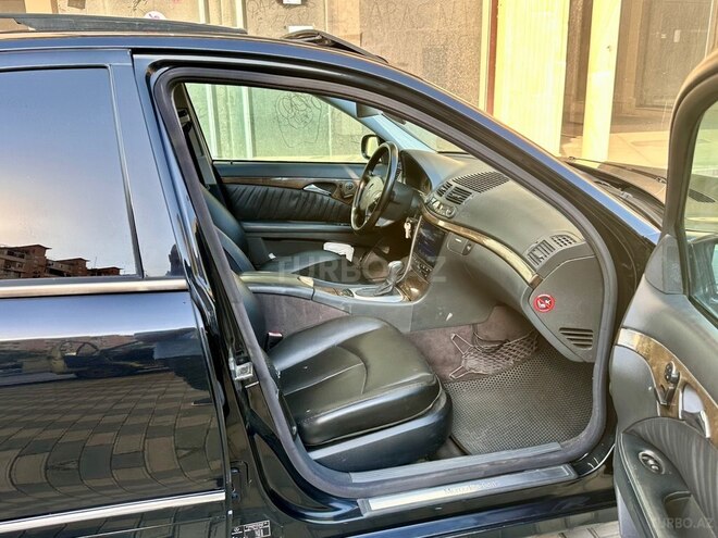 Mercedes E 320 2002, 289,000 km - 3.2 л - Bakı