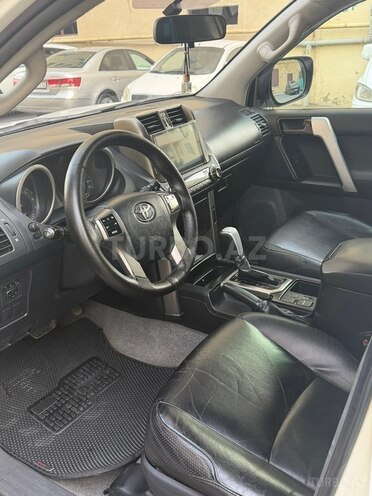 Toyota Land Cruiser Prado 2011, 242,000 km - 2.7 l - Bakı