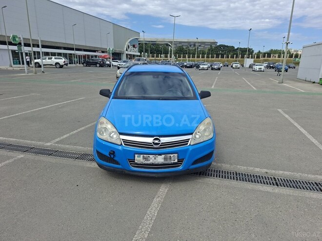 Opel Astra 2009, 351,000 km - 1.8 л - Bakı