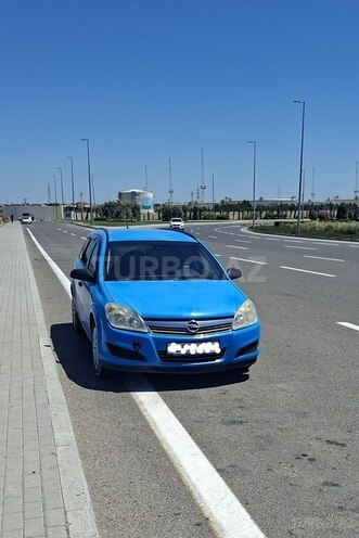 Opel Astra 2009, 351,000 km - 1.8 л - Bakı