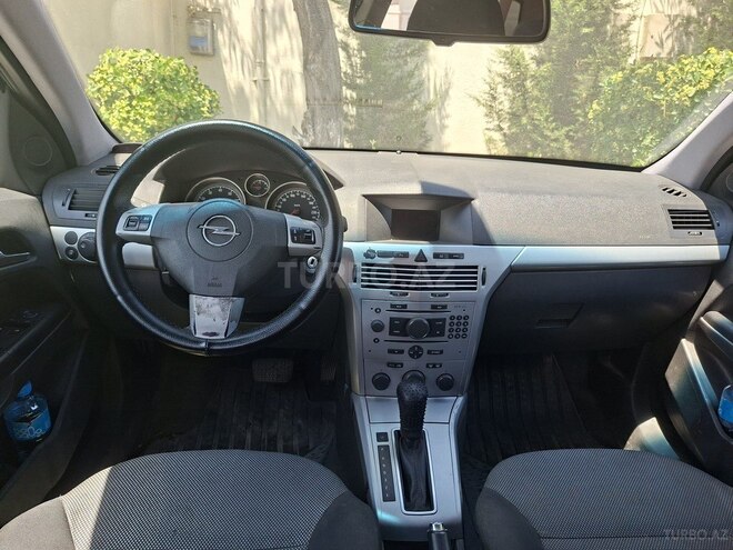 Opel Astra 2009, 351,000 km - 1.8 л - Bakı
