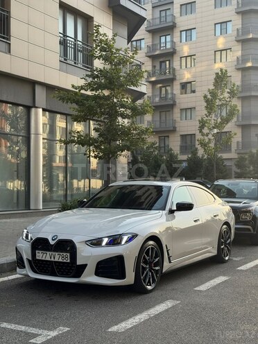 BMW i4 2023, 50,000 km - 0.0 л - Bakı