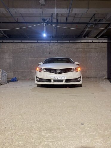 Toyota Camry 2014, 236,969 km - 2.5 л - Bakı