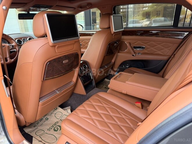 Bentley Flying Spur 2015, 52,000 km - 4.0 л - Bakı