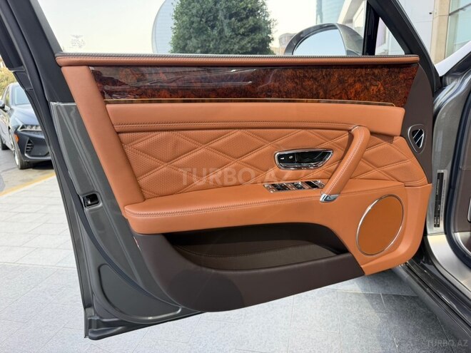 Bentley Flying Spur 2015, 52,000 km - 4.0 л - Bakı