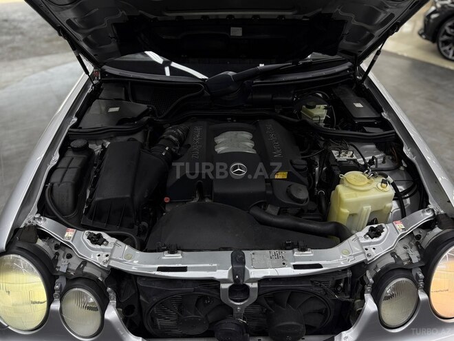 Mercedes E 240 1998, 320,000 km - 2.4 л - Bakı