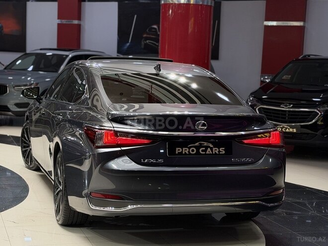 Lexus ES 300h 2023, 35,000 km - 2.5 l - Bakı