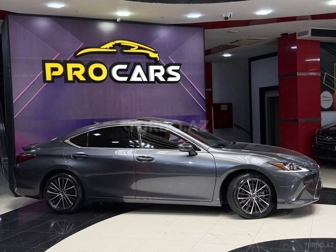 Lexus ES 300h 2023, 35,000 km - 2.5 l - Bakı