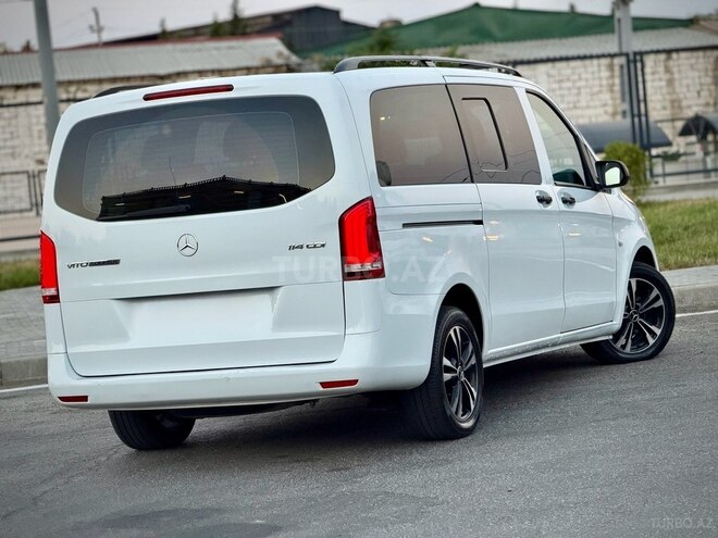 Mercedes  2017, 323,000 km - 2.1 l - Bakı