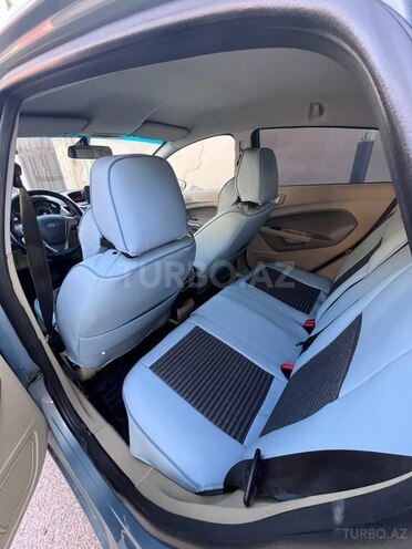 Ford Fiesta 2009, 132,000 km - 1.4 л - Bakı