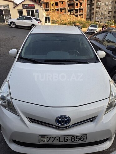 Toyota Prius V 2014, 411,992 km - 1.8 l - Bakı