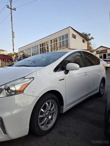Toyota Prius V 2014, 411,992 km - 1.8 l - Bakı