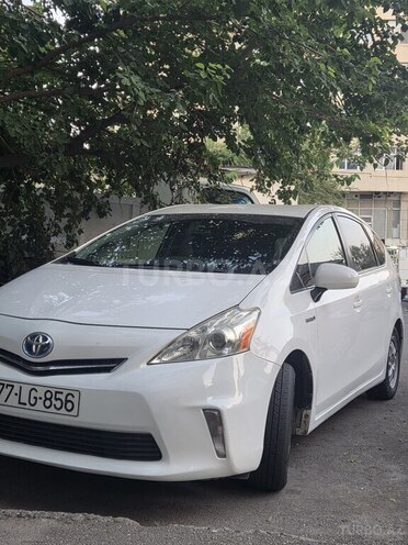 Toyota Prius V 2014, 411,992 km - 1.8 l - Bakı
